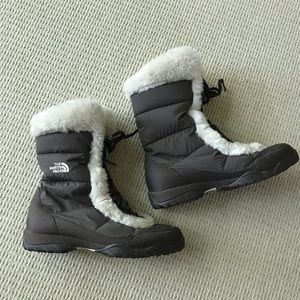 The North Face Goose Down filled Brown Women’s Boots size 9.5